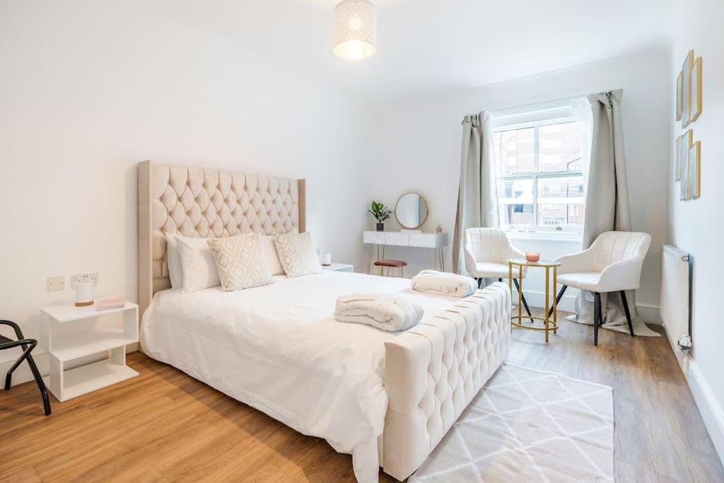 فيلا House 10 Mins To Tower Bridge Hot Tub & Parking لندن المظهر الخارجي الصورة